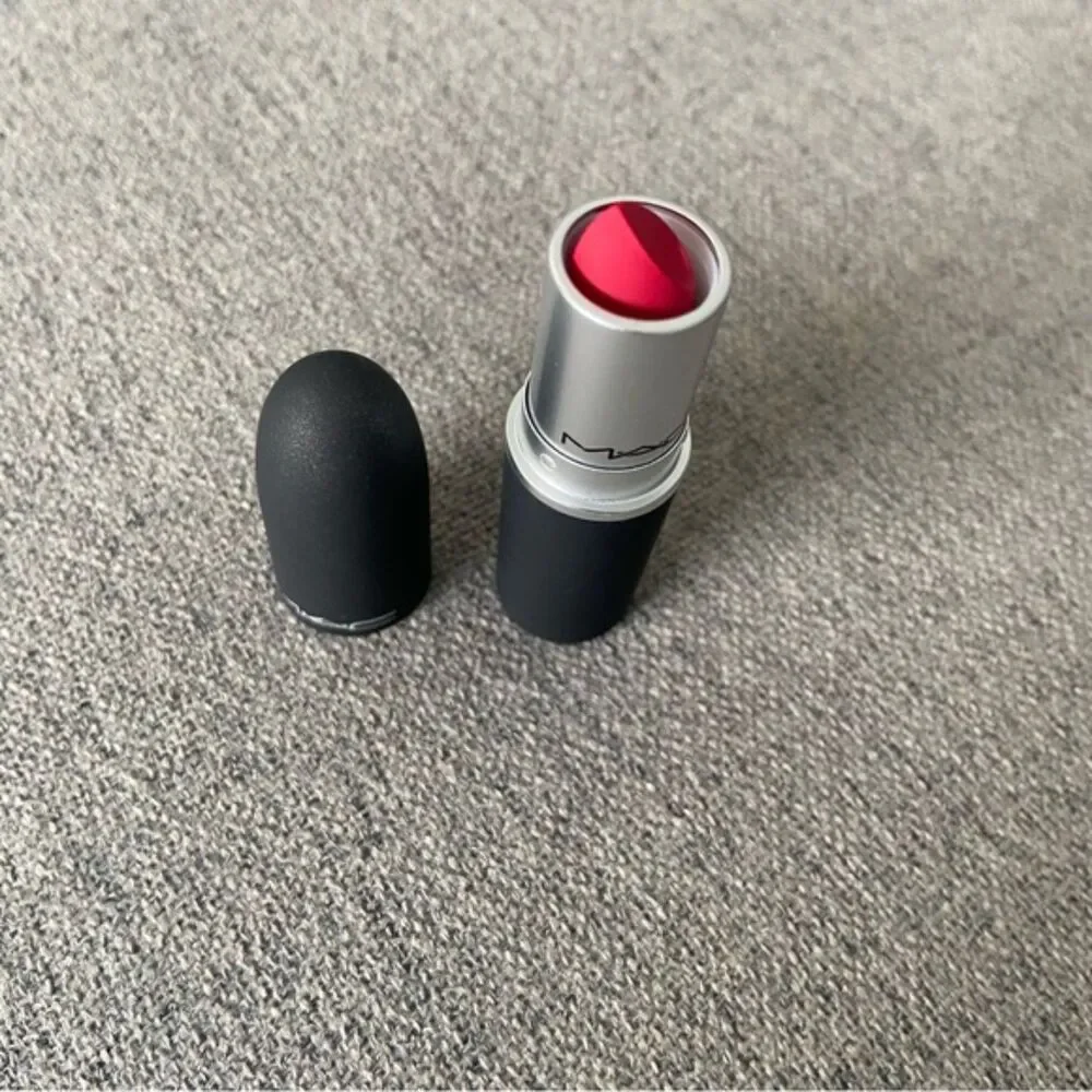 MAC Powder Kiss Moisture Matte Lipstick Shocking Revelation CoolRed NEW 3g 0.1oz